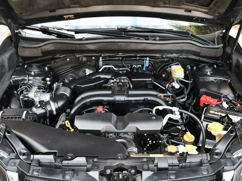 Used 2018 Subaru Forester 2.5i Touring w/ Popular Package #2 image 56