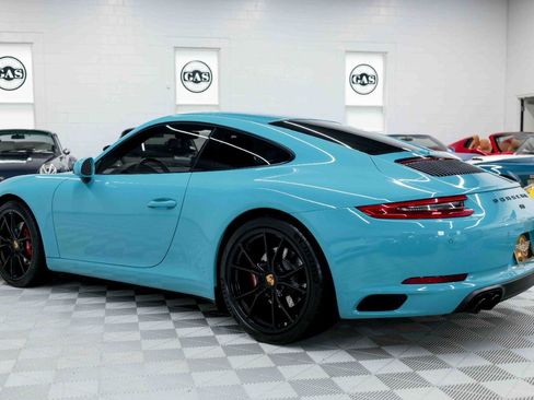 Used 2017 Porsche 911 Carrera image 10