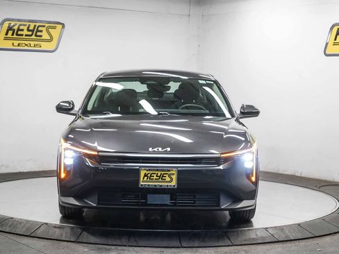Used 2025 Kia K4 LXS image 6
