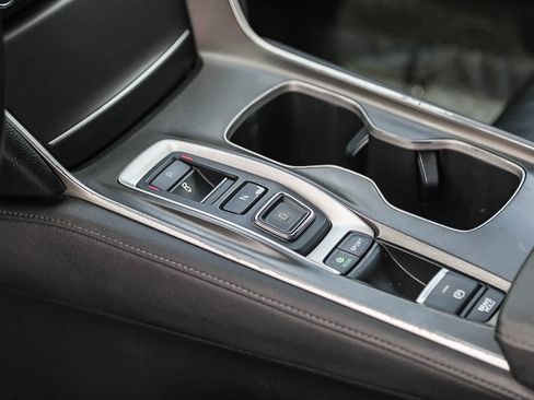 Used 2019 Honda Accord Touring image 18