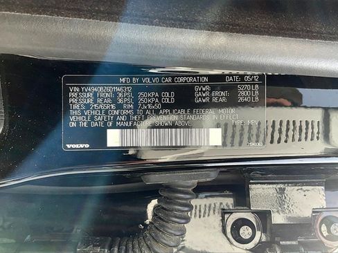 Used 2013 Volvo XC70 3.2 image 28