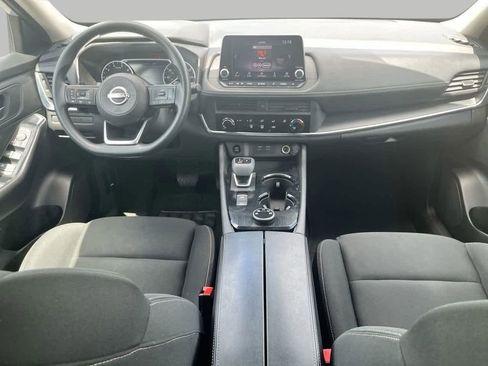 Used 2024 Nissan Rogue S AWD/4WD image 10