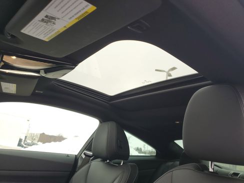 Used 2022 BMW 430i xDrive Coupe w/ M Sport Package image 8