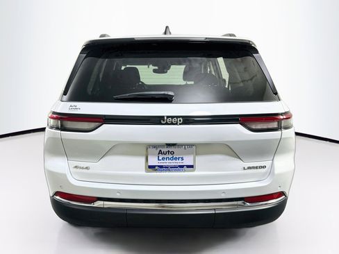 Used 2023 Jeep Grand Cherokee Laredo w/ Luxury Tech Group I AWD/4WD image 6