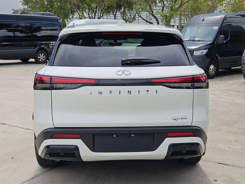 Used 2025 INFINITI QX60 Pure FWD image 4
