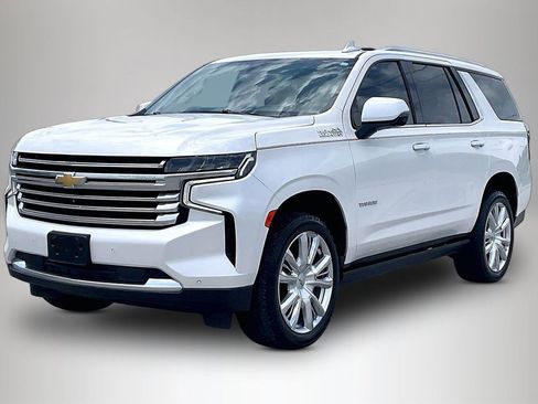 Used 2021 Chevrolet Tahoe High Country w/ Premium Package RWD image 2