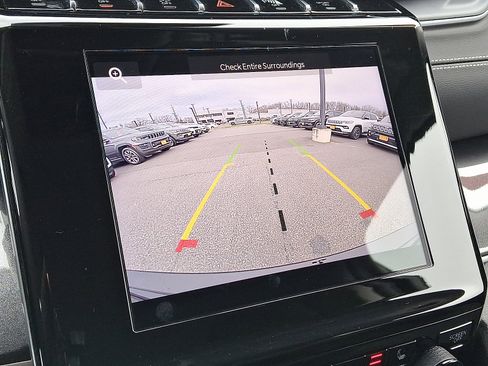 Certified 2023 Jeep Grand Cherokee Laredo w/ Luxury Tech Group I image 20