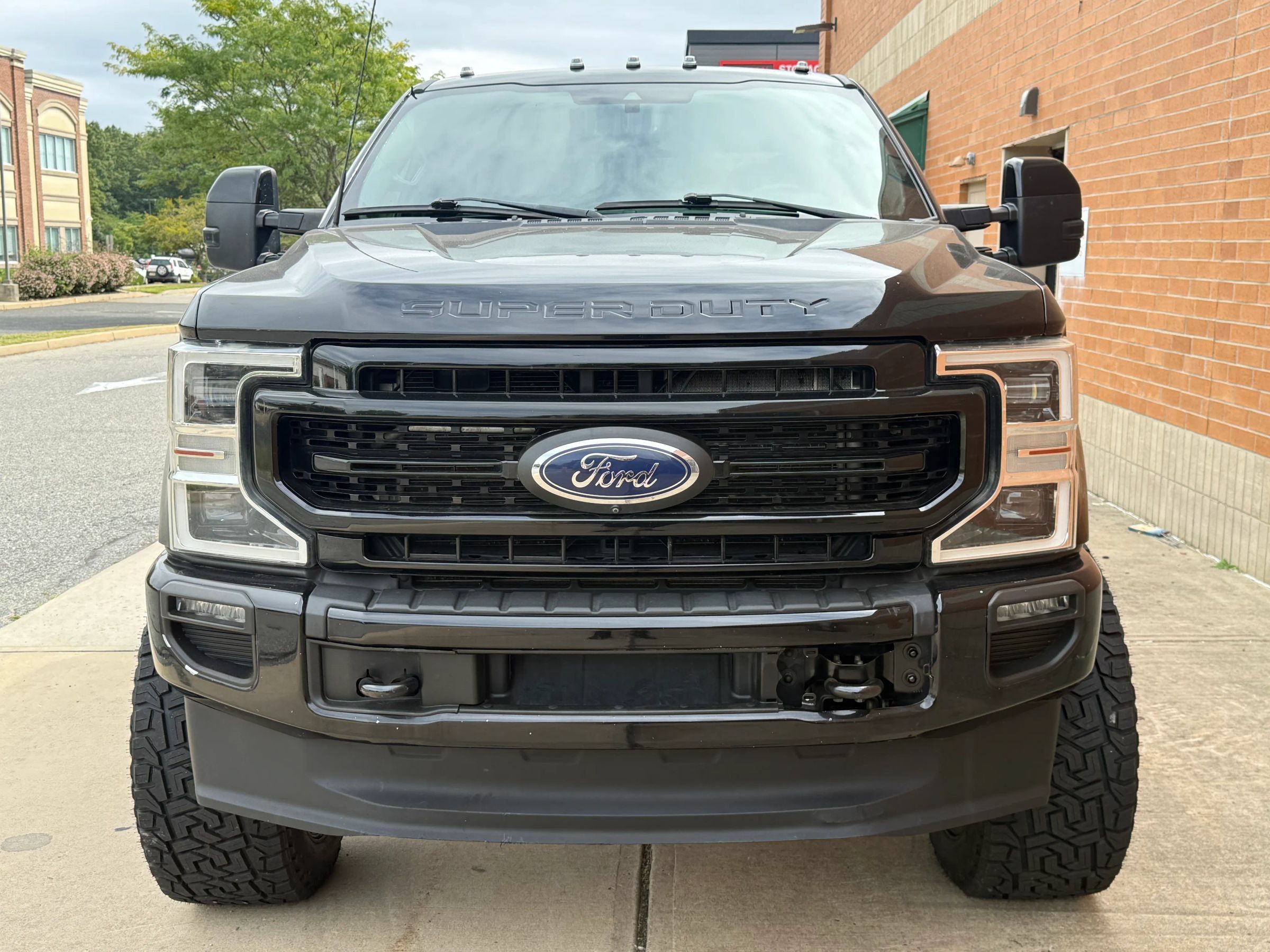 Used 2022 Ford F250 Lariat w/ Lariat Ultimate Package AWD/4WD image 2