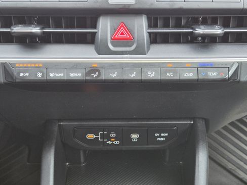 Used 2025 Kia K4 FWD image 15