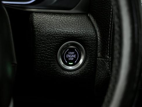 Used 2021 GMC Yukon Denali image 21