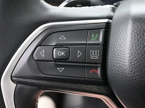 Used 2023 Jeep Grand Cherokee L Laredo w/ Luxury Tech Group I AWD/4WD image 17