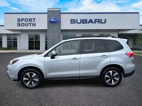 Used 2018 Subaru Forester 2.5i Premium AWD/4WD image 7