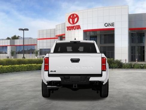 Used 2026 Toyota Tacoma TRD Sport AWD/4WD image 10