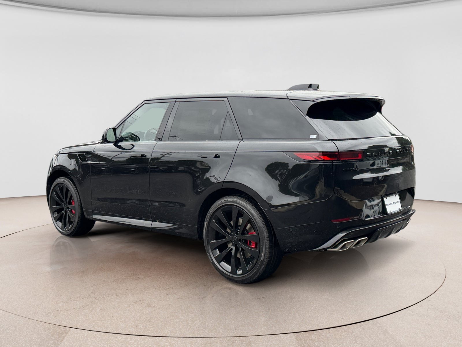 New 2027 Land Rover Range Rover Sport Dynamic SE AWD/4WD image 3