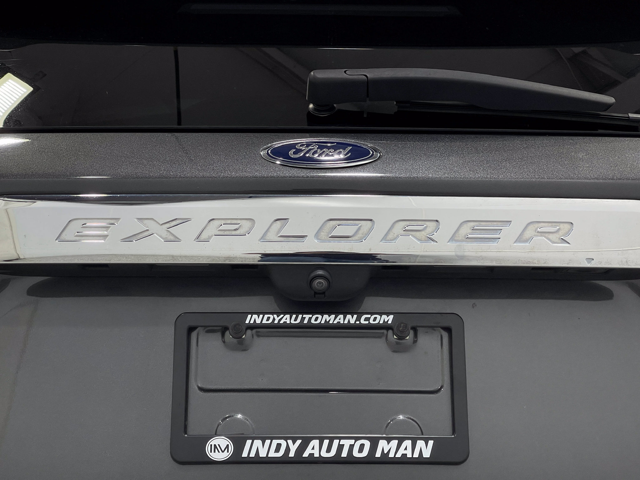 Used 2020 Ford Explorer XLT w/ Equipment Group 202A AWD/4WD image 41