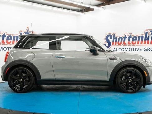 Used 2023 MINI Cooper SE image 13