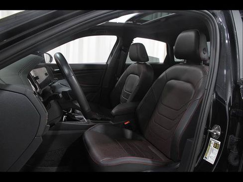 Certified 2024 Volkswagen Jetta GLI Autobahn w/ GLI Black Package FWD image 5