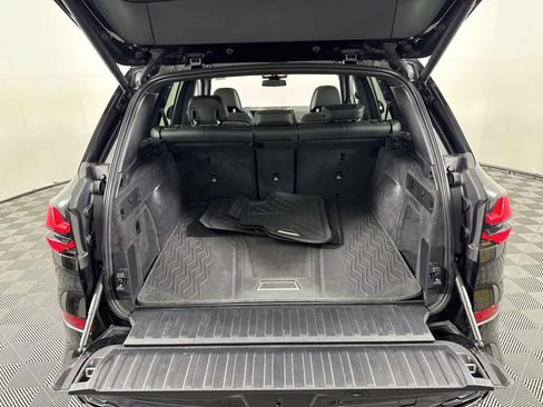 Used 2024 BMW X5 xDrive40i w/ M Sport Package AWD/4WD image 14