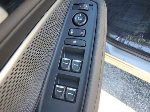 New 2026 Acura MDX FWD image 21