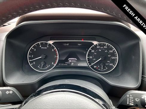 Used 2022 Nissan Rogue SL w/ SL Premium Package FWD image 13