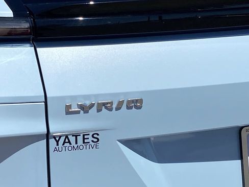 Used 2024 Cadillac Lyriq Tech RWD image 28