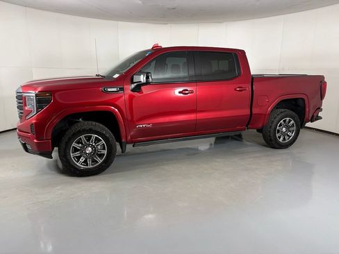 Certified 2024 GMC Sierra 1500 AT4 w/ Technology Package AWD/4WD image 6