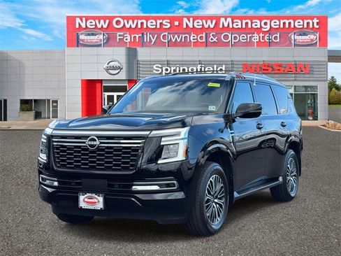 Certified 2025 Nissan Armada SL w/ Captain's Chari Seat Package image 2