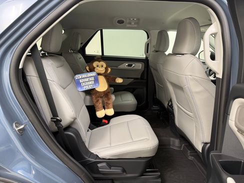 New 2026 Ford Explorer Active w/ Active Comfort Package RWD image 26