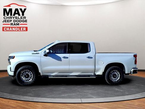 Used 2022 Chevrolet Silverado 1500 High Country w/ Technology Package image 21