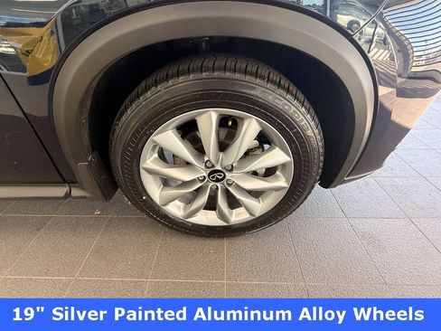 Used 2022 INFINITI QX50 Essential image 45