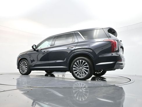 Used 2024 Hyundai Palisade Calligraphy image 37