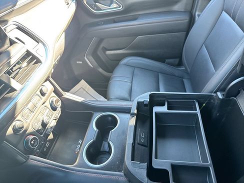 Used 2024 Chevrolet Tahoe RST w/ Luxury Package AWD/4WD image 23