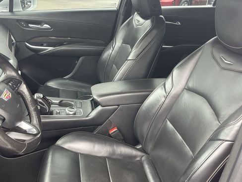 Used 2019 Cadillac XT4 Sport image 9