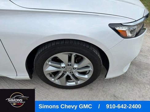 Used 2019 Honda Accord LX image 8