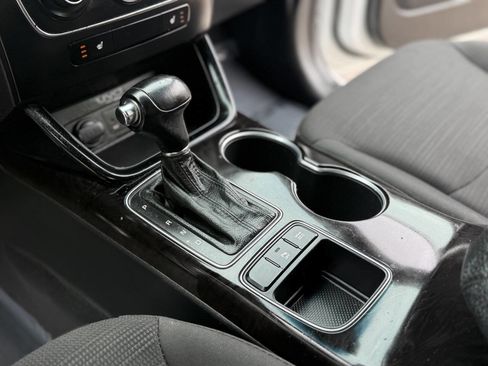 Used 2014 Kia Sorento LX image 19