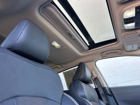 Used 2025 Subaru Crosstrek 2.5i Limited w/ Crosstrek Mirror Package AWD/4WD image 17