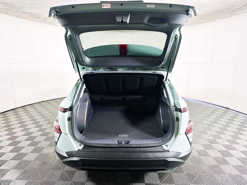 Used 2025 Hyundai Kona SEL FWD image 31