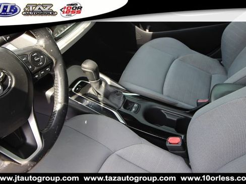 Used 2020 Toyota Corolla SE FWD image 17
