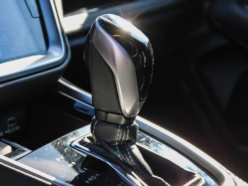 Certified 2024 Subaru Outback Touring XT image 18