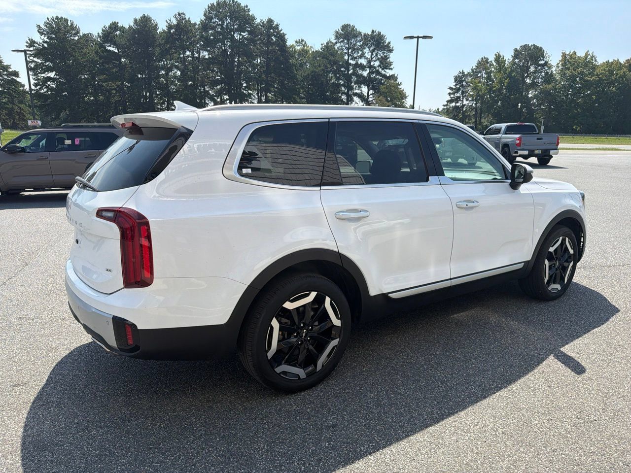 Used 2024 Kia Telluride S w/ S Sunroof Package AWD/4WD image 10