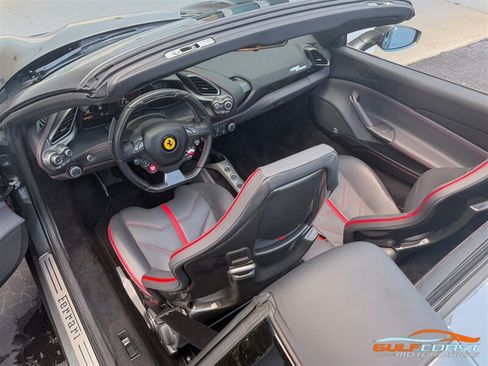 Used 2019 Ferrari 488 Spider RWD image 23