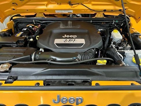 Used 2012 Jeep Wrangler Unlimited Sport AWD/4WD image 25