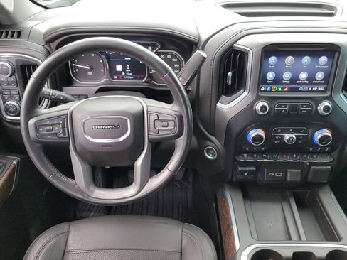 Used 2022 GMC Sierra 3500 Denali w/ Denali Ultimate Package image 12