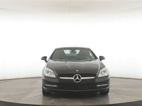 Used 2015 Mercedes-Benz SLK 250 image 12