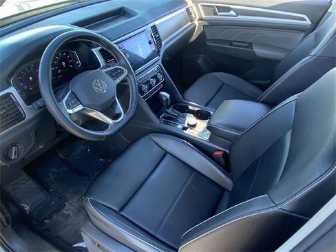 Used 2023 Volkswagen Atlas SE image 19