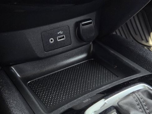 Certified 2022 Nissan Rogue Sport SV FWD image 22