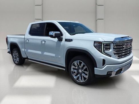 New 2026 GMC Sierra 1500 Denali w/ Denali Reserve Package AWD/4WD image 7