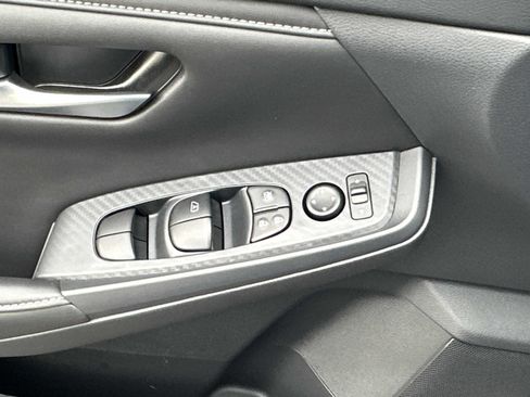 New 2025 Nissan Sentra SV w/ All-Weather Package image 19