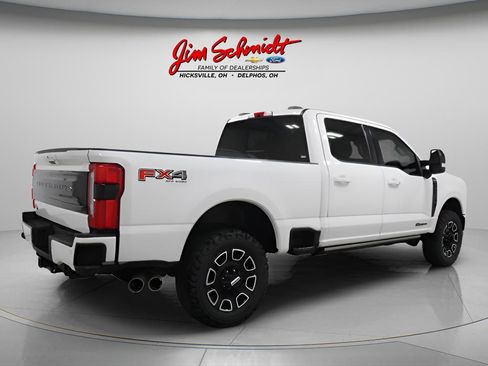 Used 2025 Ford F250 Platinum AWD/4WD image 6