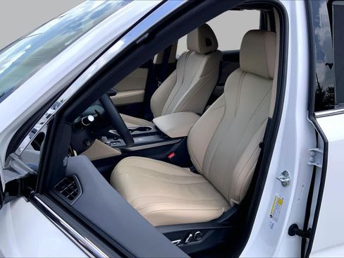 Used 2026 Acura MDX FWD w/ Technology Package image 8